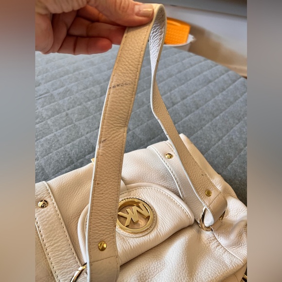 Michael Kors Large Fulton Cream Neutral Classic Pebbled Leather Satchel Orig$398 - Picture 14 of 15